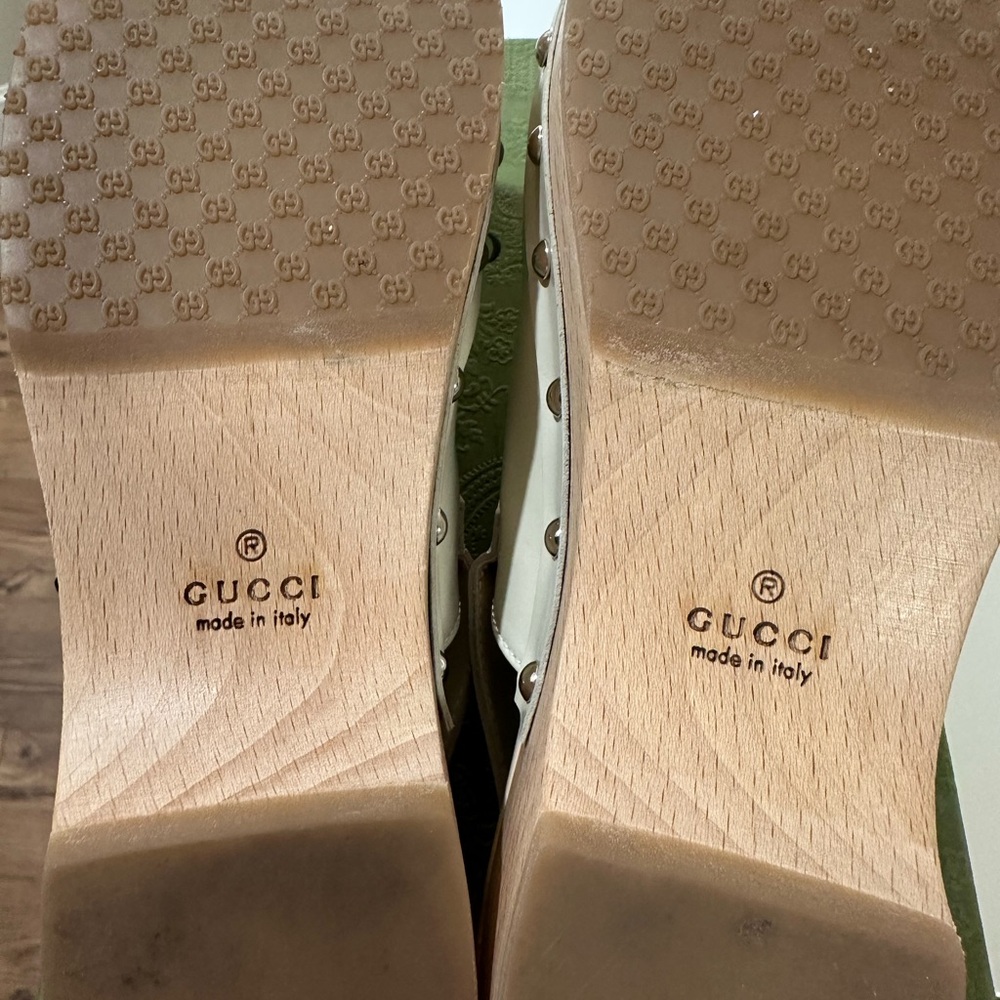 Gucci Cream Leather Clogs with Silver Details Girls size 33EU - Picture 3 of 3